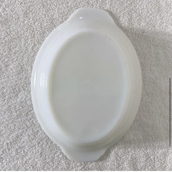 Vintage Fire King White Milk Glass Divided Casserole Dish - Picture 5 of 11